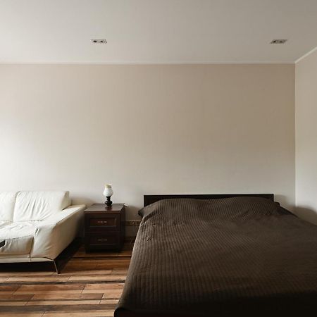 Modern Studio-Apartment In The Centre, Free Parking リガ エクステリア 写真