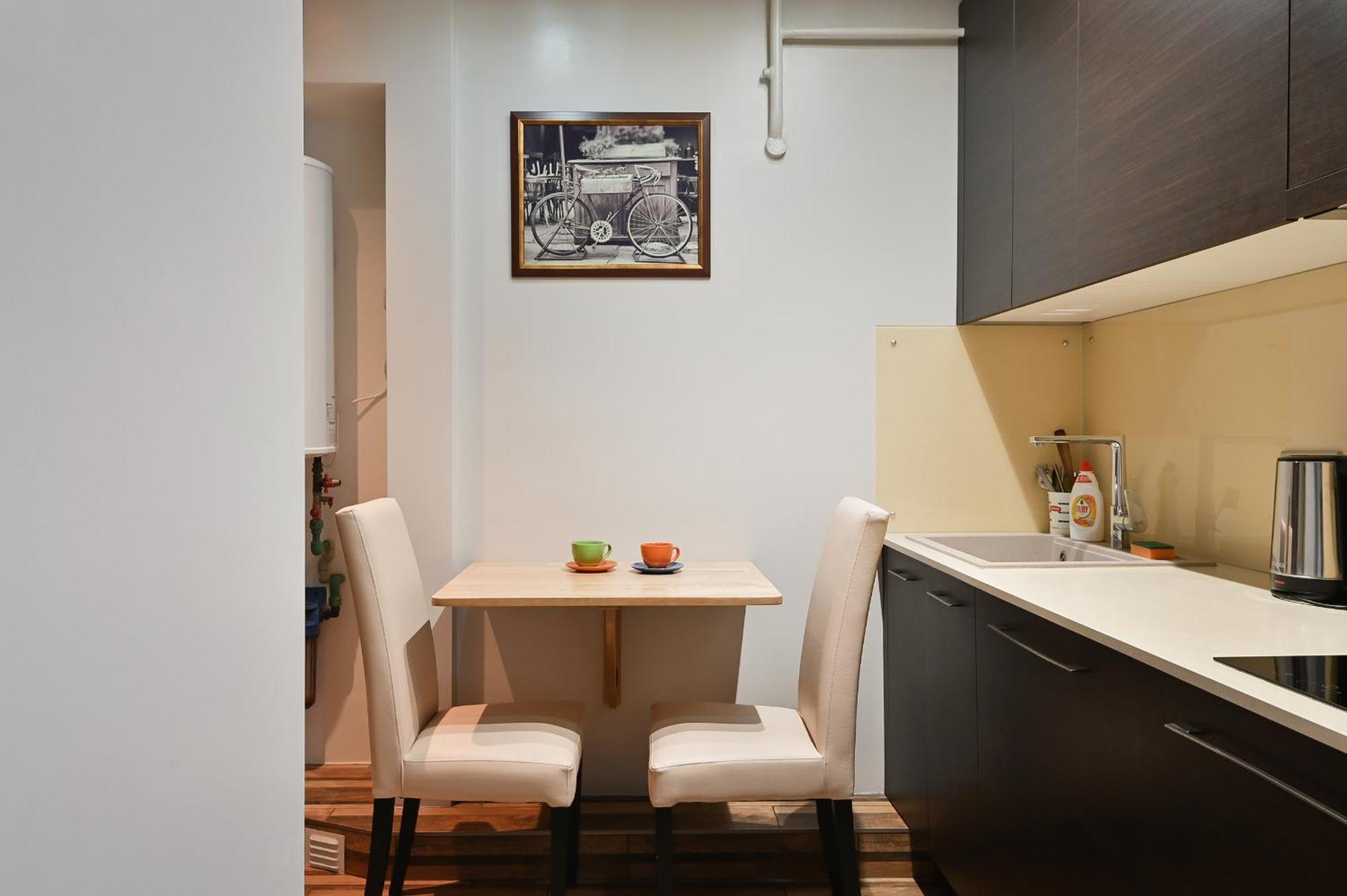 Modern Studio-Apartment In The Centre, Free Parking リガ エクステリア 写真