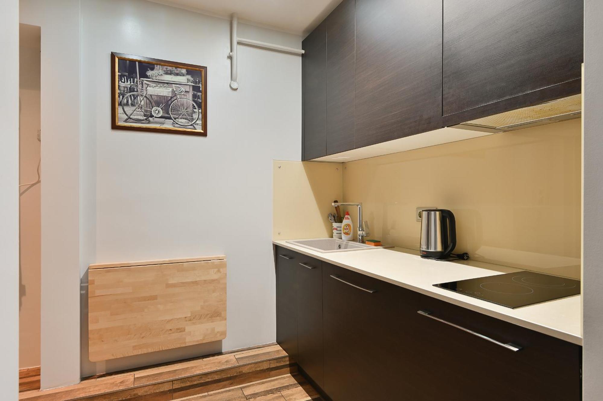 Modern Studio-Apartment In The Centre, Free Parking リガ エクステリア 写真