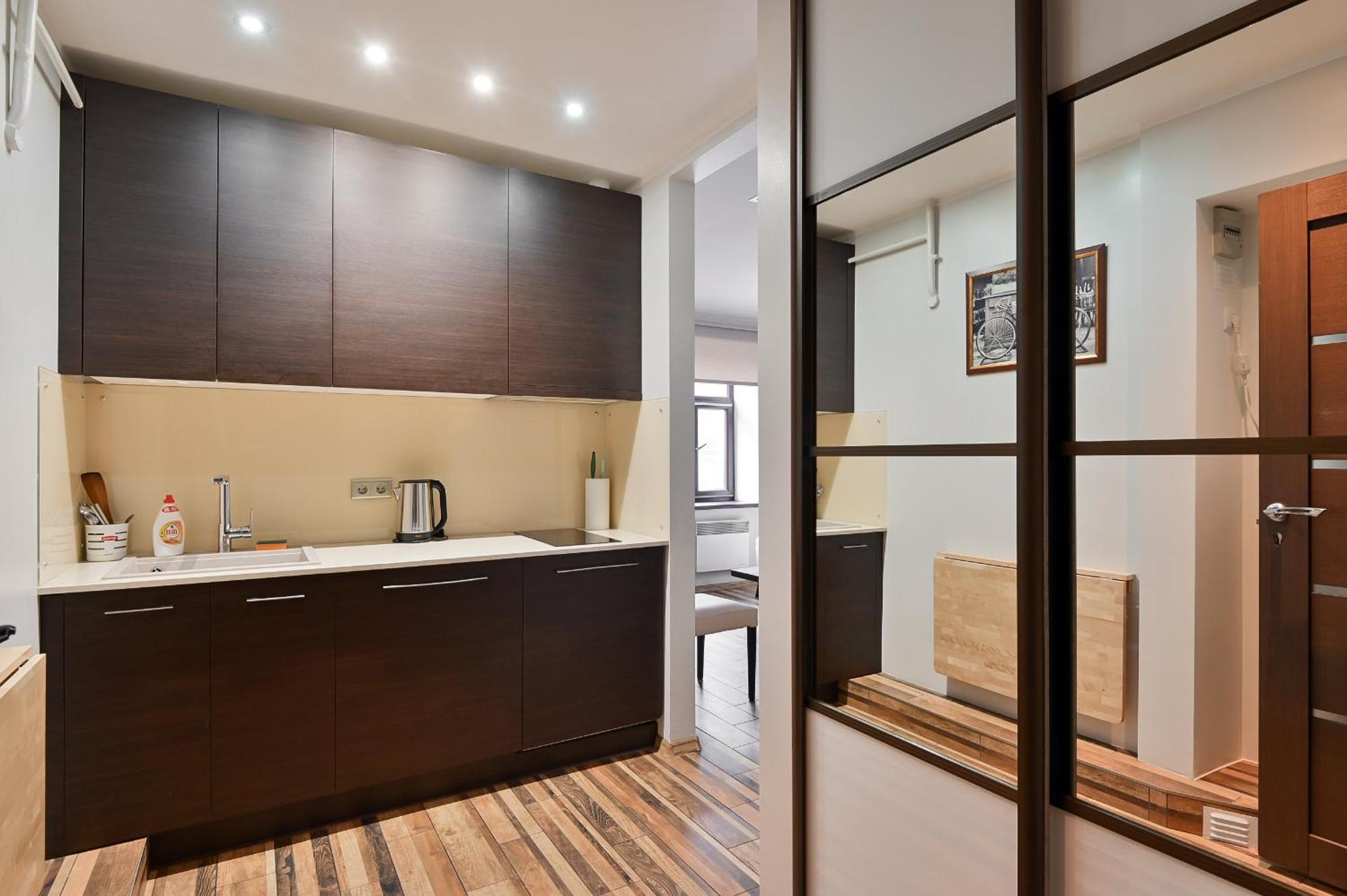 Modern Studio-Apartment In The Centre, Free Parking リガ エクステリア 写真